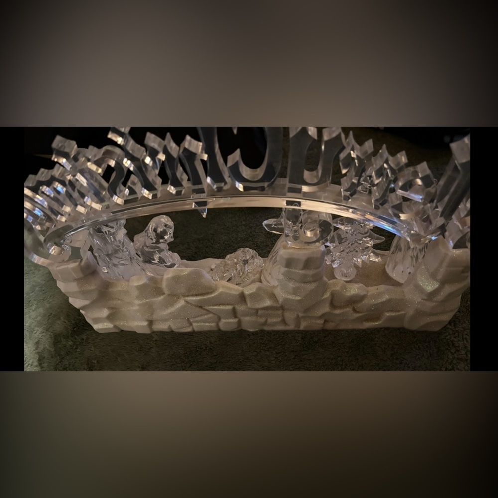 A Beautiful LED Light Acrylic Musical Christmas Nativity Set (Watch Video) - Picture 5 of 5
